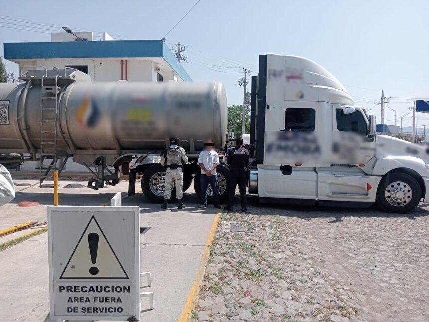 Secretaría de Seguridad y Paz asegura más de 34 mil litros de hidrocarburo en Celaya
