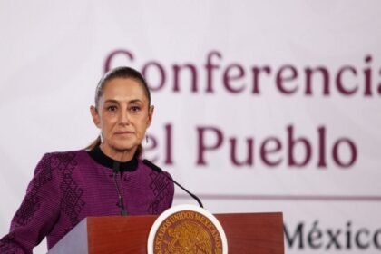 Sheinbaum critica a la CNTE por movilización en el Estadio Azteca