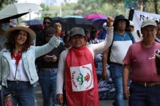Sheinbaum implementa consulta "escuela por escuela" tras protestas de la CNTE