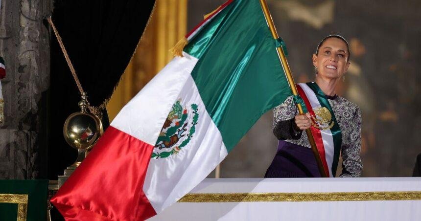 Sheinbaum suspende clases y promueve home office por partido del Tri