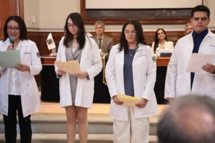 UG destaca entre las principales universidades de medicina del país.
