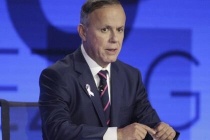 Vallarta responde a Gómez Leyva sobre políticas en nuevo enfrentamiento