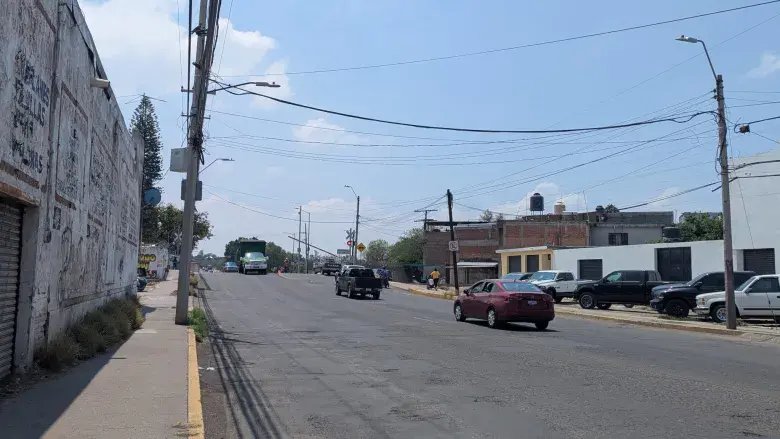 Vecinos de Calzada de Guadalupe preocupados por afectaciones por construcción de puente