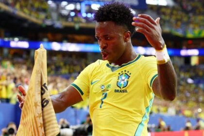 Vinícius brilla con doblete en la victoria de Brasil sobre Escocia