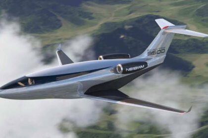 aeronautica busca innovar vuelos mediante pantallas inmersivas tipo tesla Aeronáutica busca innovar vuelos mediante pantallas inmersivas tipo Tesla.