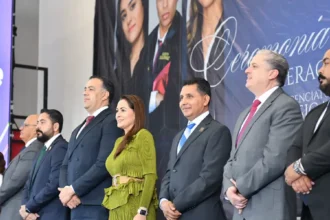 Aguascalientes Gradúa a Nuevos Maestros para el Futuro Educativo