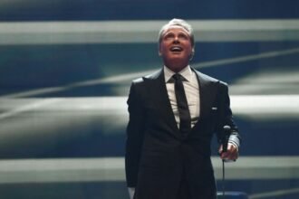 'Ahora Te Puedes Marchar' alcanza más de mil millones de reproducciones