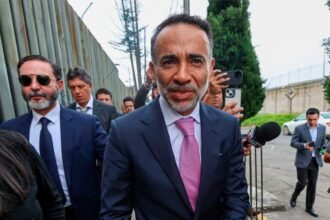 Alcalde de Metepec comparece por agresiones en club deportivo.