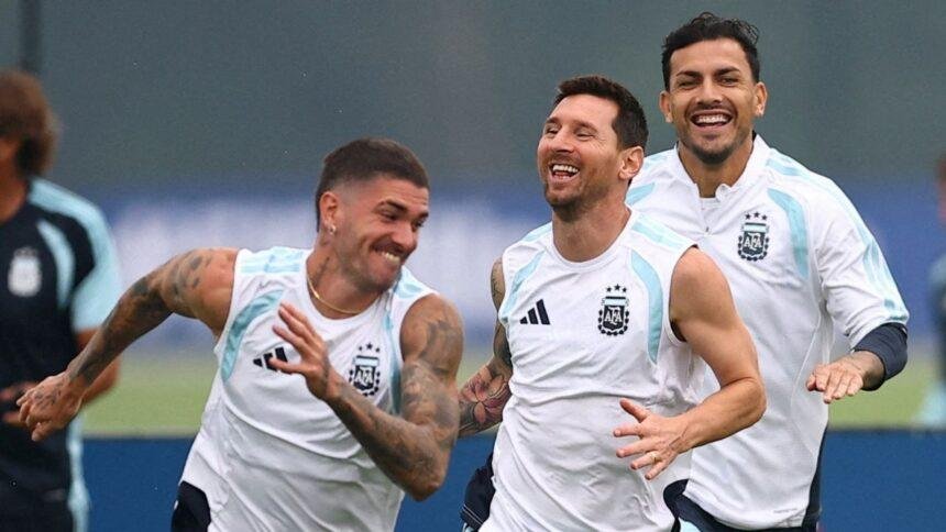 argentina entreno en nueva jersey a pesar de la tormenta Argentina entrenó en Nueva Jersey a pesar de la tormenta eléctrica