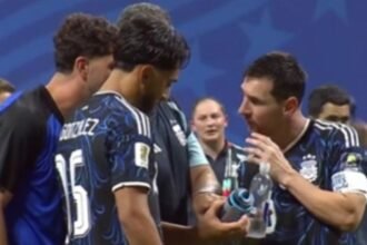 Argentinos descubren botella de Pickford con secretos para penales