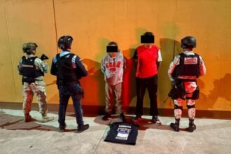 Aseguran 638 dosis de droga y detienen a dos en Romita, Guanajuato.