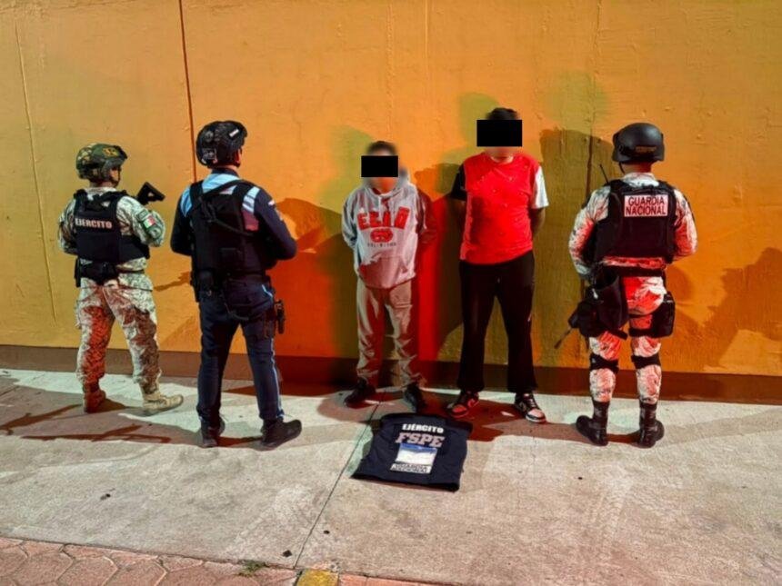 Aseguran 638 dosis de droga y detienen a dos en Romita, Guanajuato.