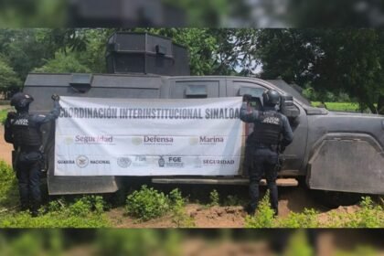 Aseguran en Sinaloa vehículo blindado y armamento de alto calibre