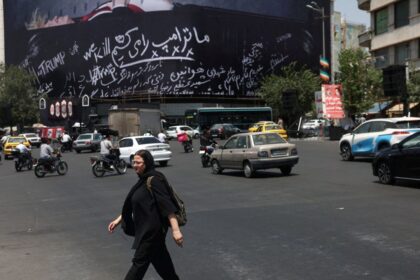 ataques de eu a iran causan al menos 30 civiles Ataques de EU a Irán causan al menos 30 civiles muertos, denuncia gobierno persa.
