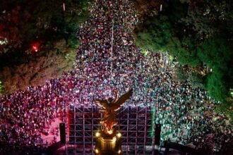 Autoridades recomiendan ver el partido de México desde casa por seguridad.
