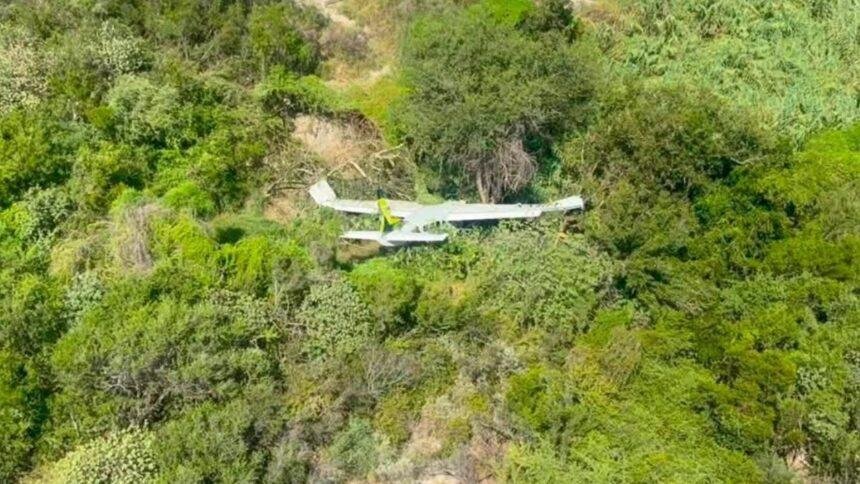 Avioneta de empresa privada se desploma en Apodaca; hay tres lesionados