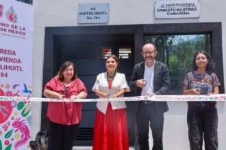 Brugada entrega viviendas en la GAM mientras espera ley de rentas