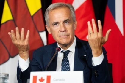 Canadá se prepara para responder a aranceles del 50% de Trump