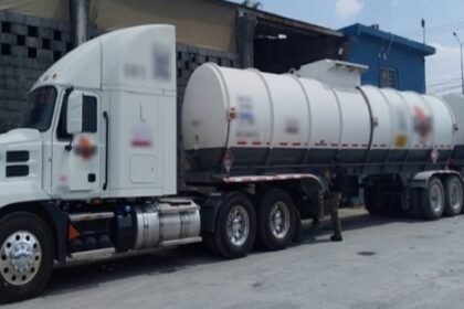Catean predio en Nuevo León y aseguran más de 150 mil litros de huachicol