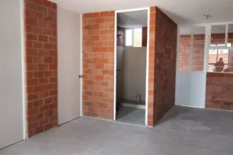 Celaya: Viviendas del Bienestar avanzan 30% y se entregan en septiembre