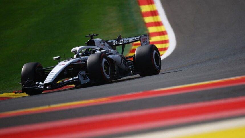 Checo Pérez en vigésimo lugar tras segunda práctica del GP de Bélgica