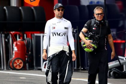 checo perez se retira del gran premio de belgica por Checo Pérez se retira del Gran Premio de Bélgica por fallos mecánicos