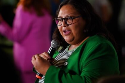 Citlalli busca consenso para candidaturas de la 4T ante Harfuch