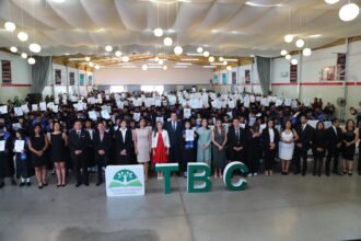 Concluyen 331 jóvenes el Telebachillerato Comunitario en Romita, Guanajuato.