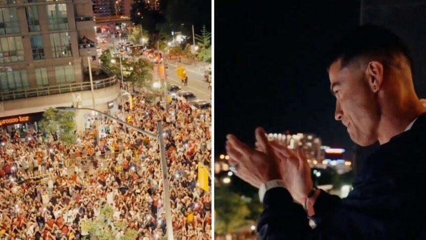Cristiano Ronaldo celebra la victoria de Portugal desde su hotel en Toronto