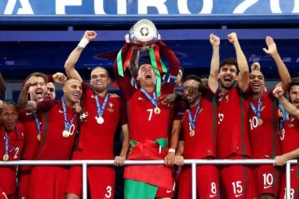 Cristiano Ronaldo recuerda la Euro 2016 mientras enfrenta críticas por su eliminación