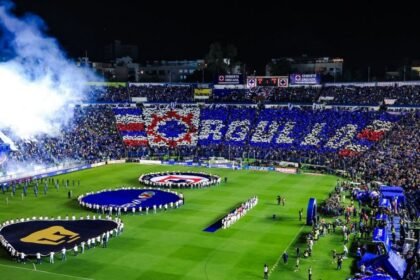 Cruz Azul enfrenta a la administración del Estadio Azteca por mudanza.