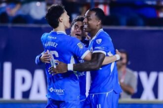 Cruz Azul logra una impresionante remontada contra San Luis en la Liga MX