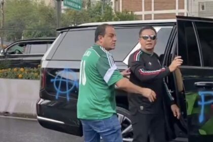 Cuauhtémoc Blanco enfrenta vandalismo en camino a partido en México