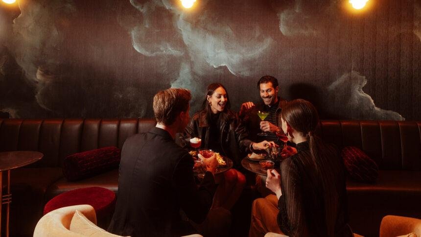 Descubre L’Obsidian: El Bar de Cocteles que Está Marcando Tendencia en CDMX