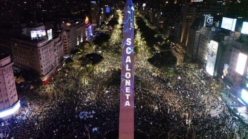 desmanes y detenidos en argentina tras la final del mundial Desmanes y detenidos en Argentina tras la Final del Mundial
