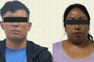 Detienen a dos extorsionadores que exigieron 300 mil pesos a comerciante en CDMX