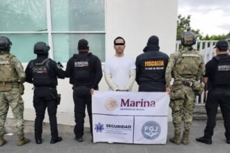 Detienen a líder de huachicol en AICM de la Ciudad de México