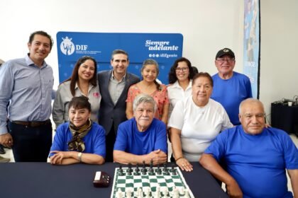 DIF Estatal organiza torneo de ajedrez para promover talento de personas mayores