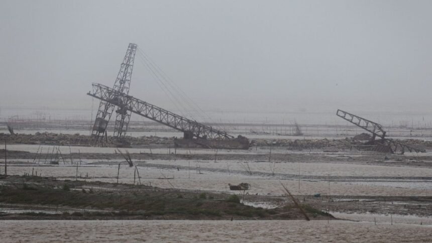 El tifón "Bavi" causa daños en Taiwán y activa alertas en China