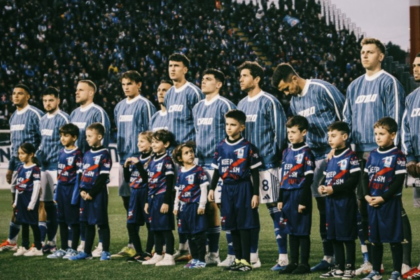 equipo italiano prohibe cabezazos en categorias infantiles por salud cerebral Equipo italiano prohíbe cabezazos en categorías infantiles por salud cerebral
