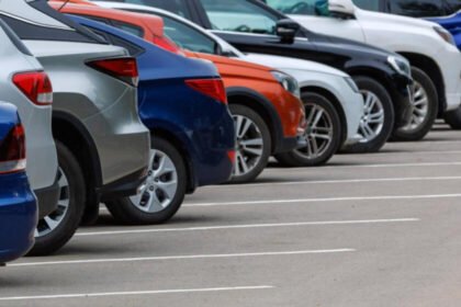 Estudio revela beneficios de optar por automóviles similares y de mayor precio