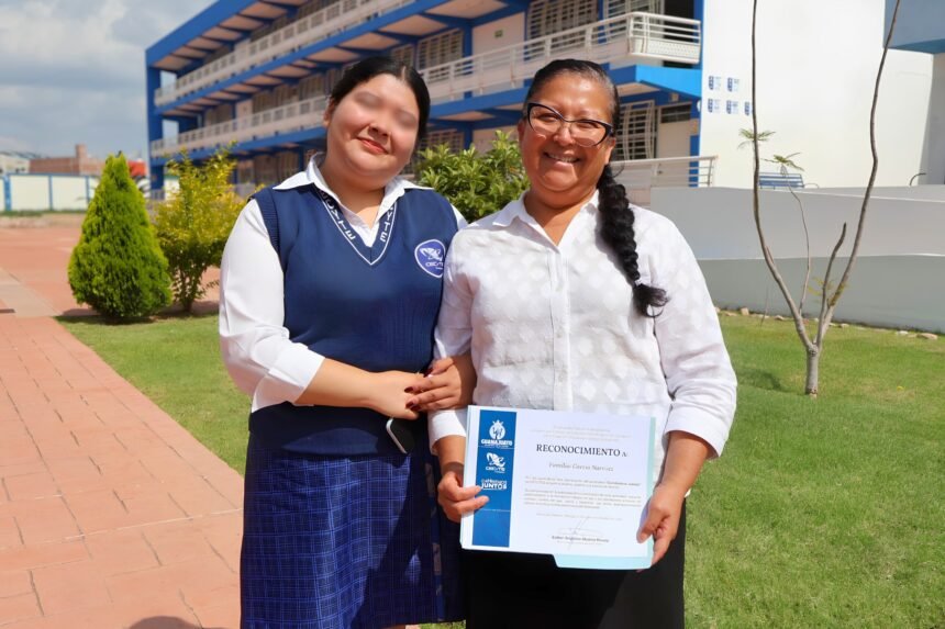 Familias que cambian el rumbo de la educación en su comunidad