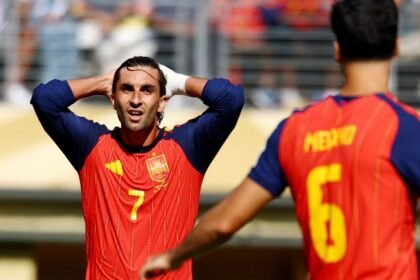 ferran torres heroe de espana enfrenta accidente con su replica Ferran Torres, héroe de España, enfrenta accidente con su réplica de la Copa