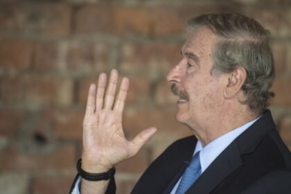 Fox defiende a Ruffo mientras Sheinbaum advierte sobre riesgos