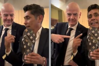 Gianni Infantino obsequia chanclas de lujo a Jorge Campos: “Gracias, presi”