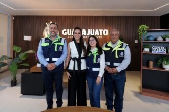 Gobernadora de la Gente presenta novedades en boletines de dependencias