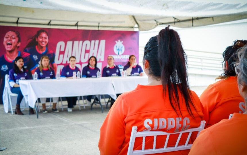 Gobierno de la Gente apoya a mujeres privadas de libertad en Romita, Guanajuato.
