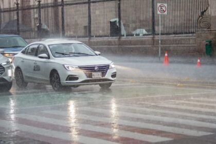 Huracán Genevieve alcanza categoría 5, máxima intensidad en Michoacán