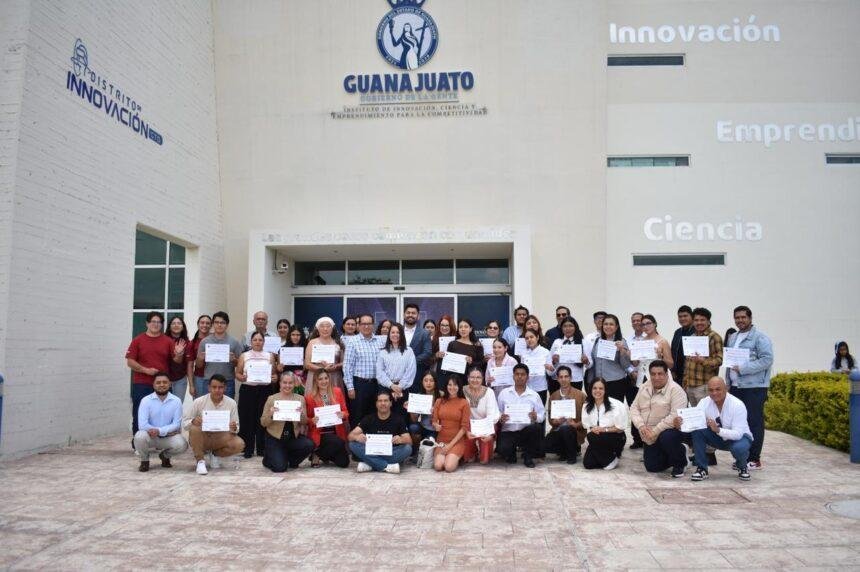 Impulsan Ecosistema Emprendedor en Guanajuato con Demo Day Emprende & Eleva 2026