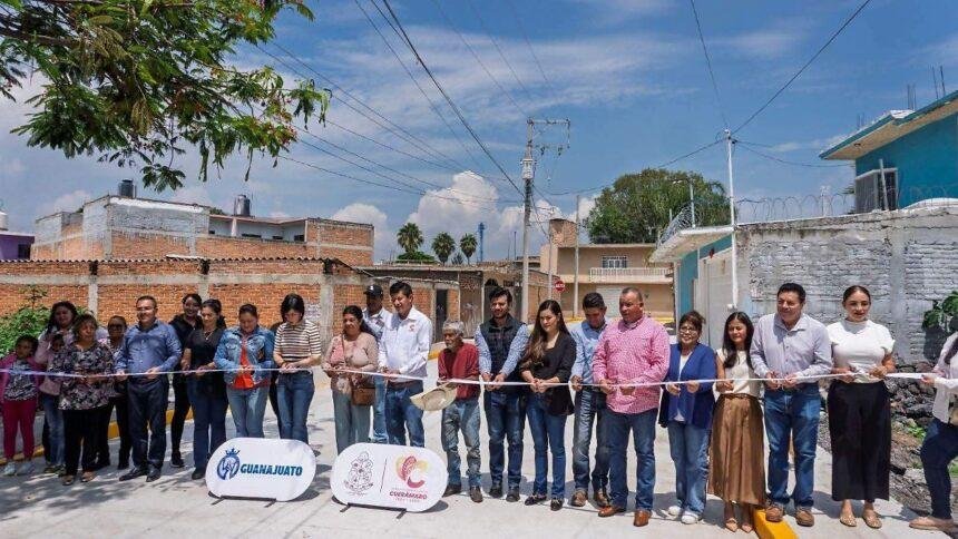 inauguran pavimentacion en calles 24 de febrero y 5 de Inauguran pavimentación en calles 24 de Febrero y 5 de Mayo, Cuerámaro